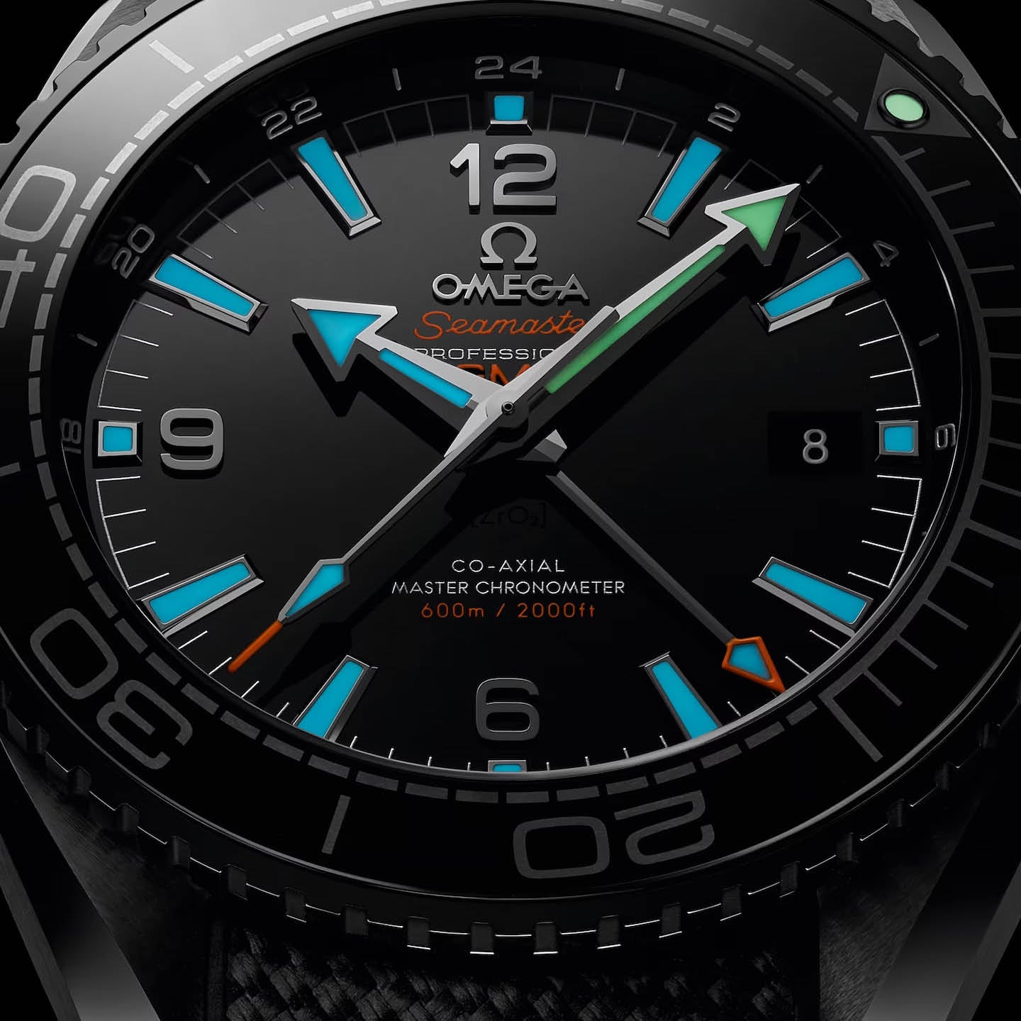 Omega Planet Ocean 600M 215.92.46.22.01.001