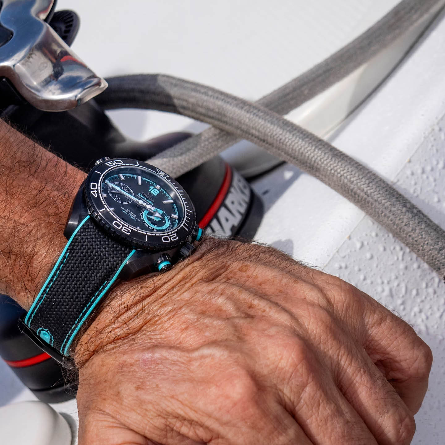 Omega Planet Ocean 600M ETNZ 215.92.46.51.01.003