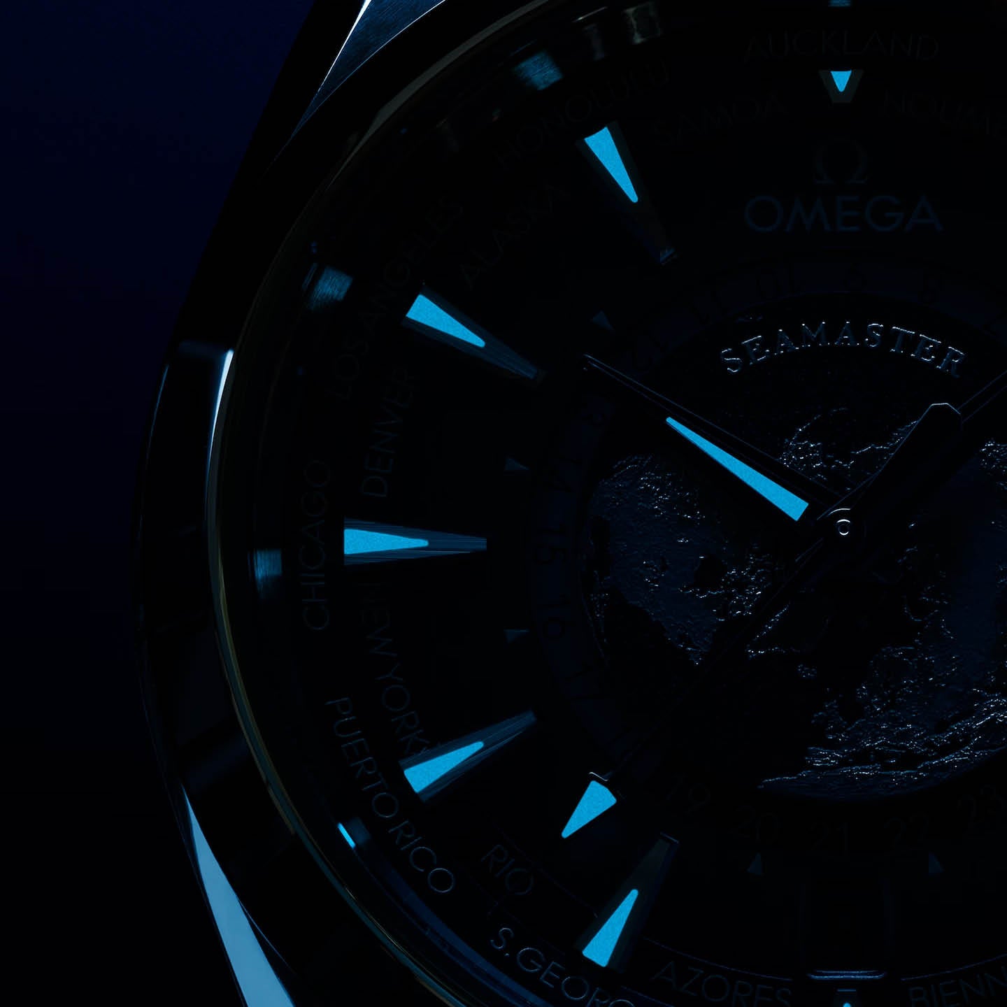 Omega Aqua Terra 150M GMT Worldtimer 220.10.43.22.03.002