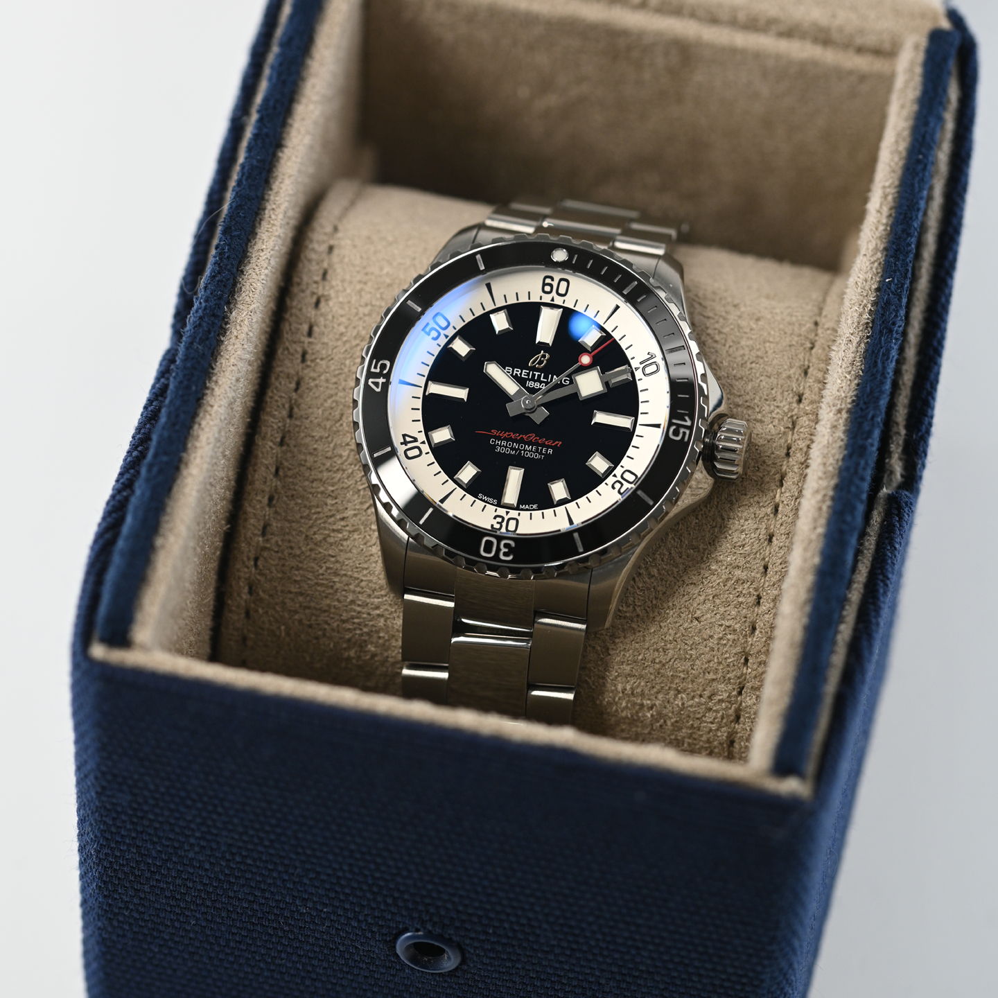 Pre-Owned Breitling Superocean A17375211B1A1