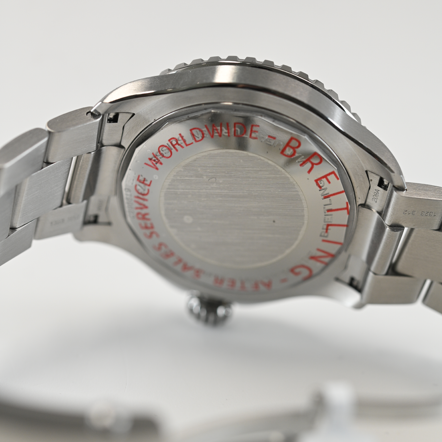 Pre-Owned Breitling Superocean A17375211B1A1