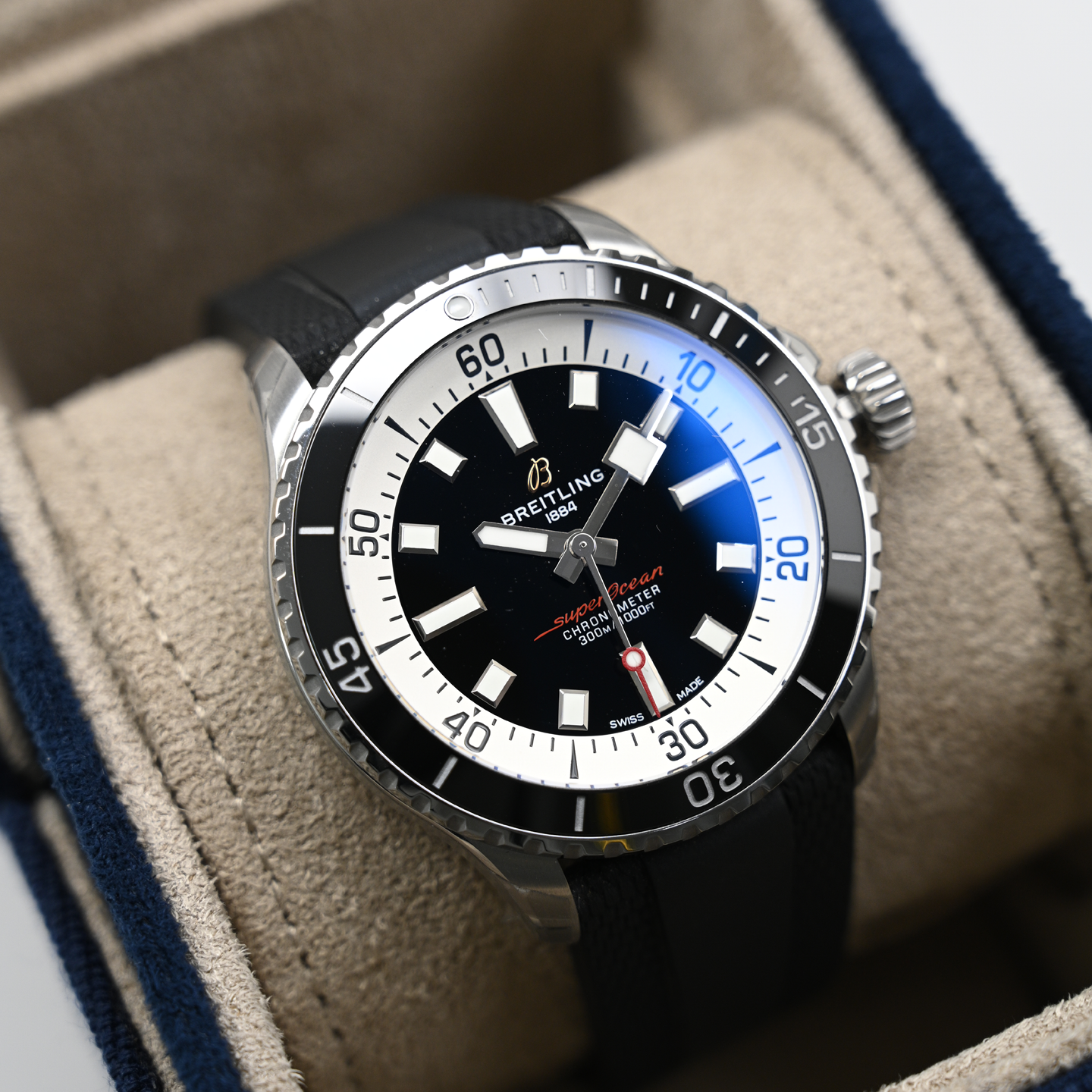 Pre-Owned Breitling Superocean A17375211B1S1