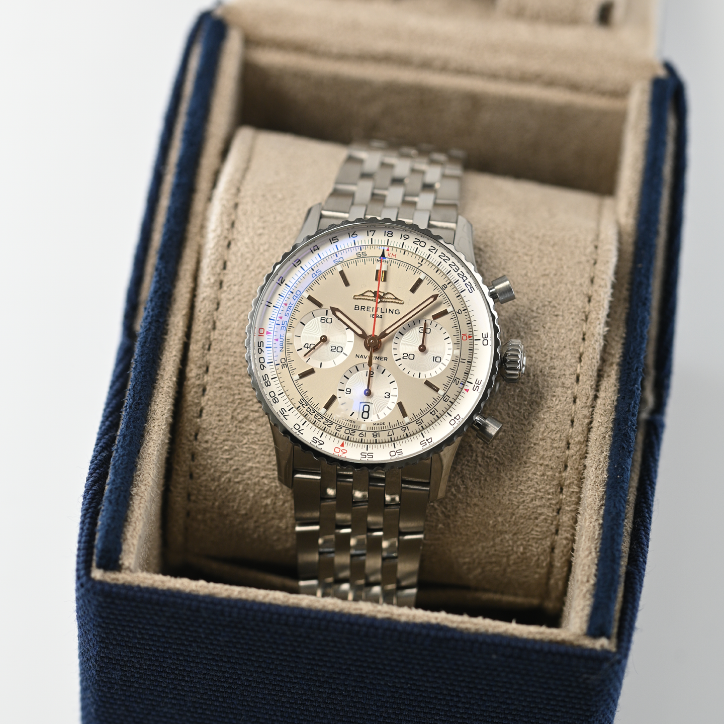 Pre-Owned Breitling Navitimer B01 Chronograph 41mm AB0139211G1A1