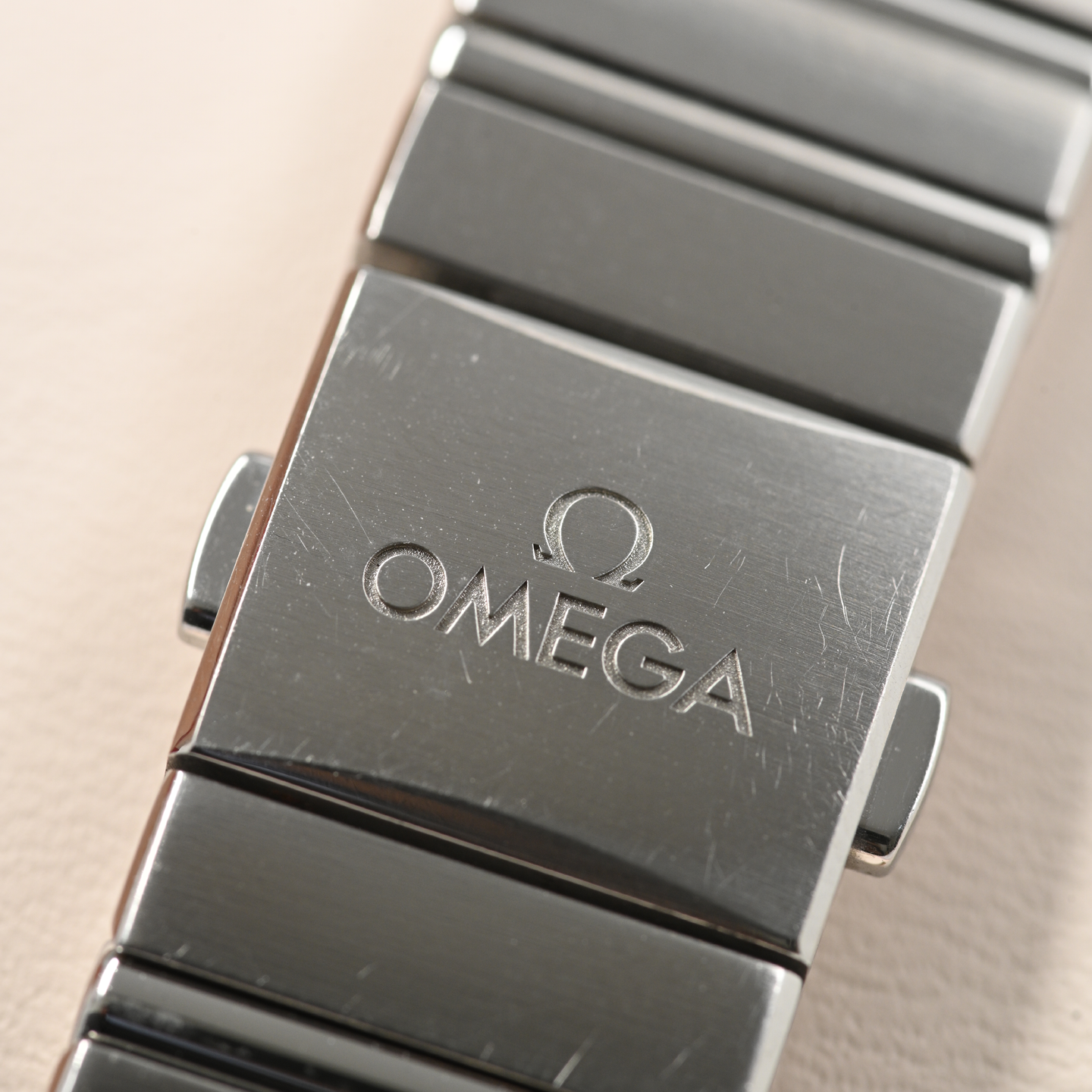 Pre-owned Omega Constellation Quartz 28mm