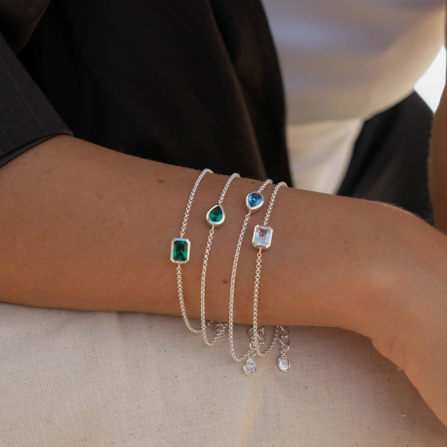 DOWER & HALL Blue Topaz Pear Chain Bracelet HHB80-S-BT