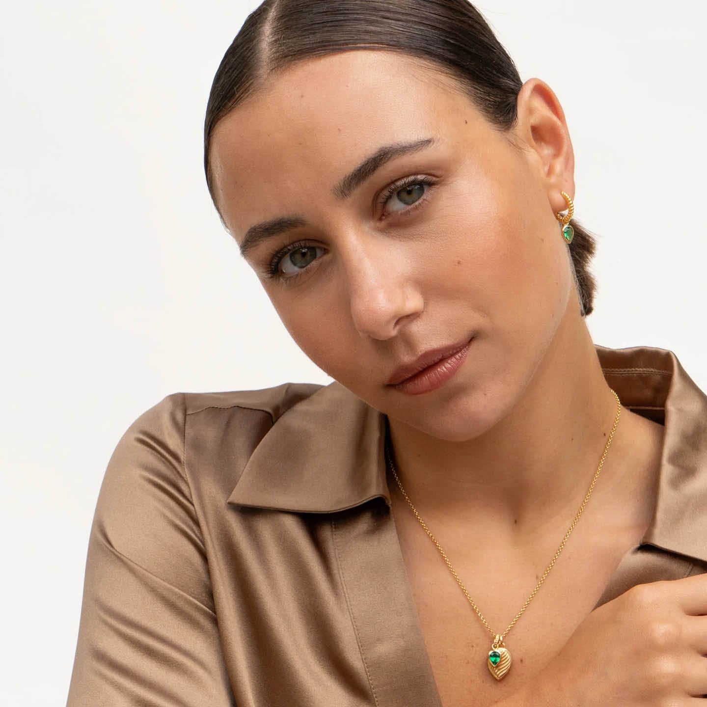 Dower & Hall Green Garnet Twist Pear Necklace HHP81-V-GG-18