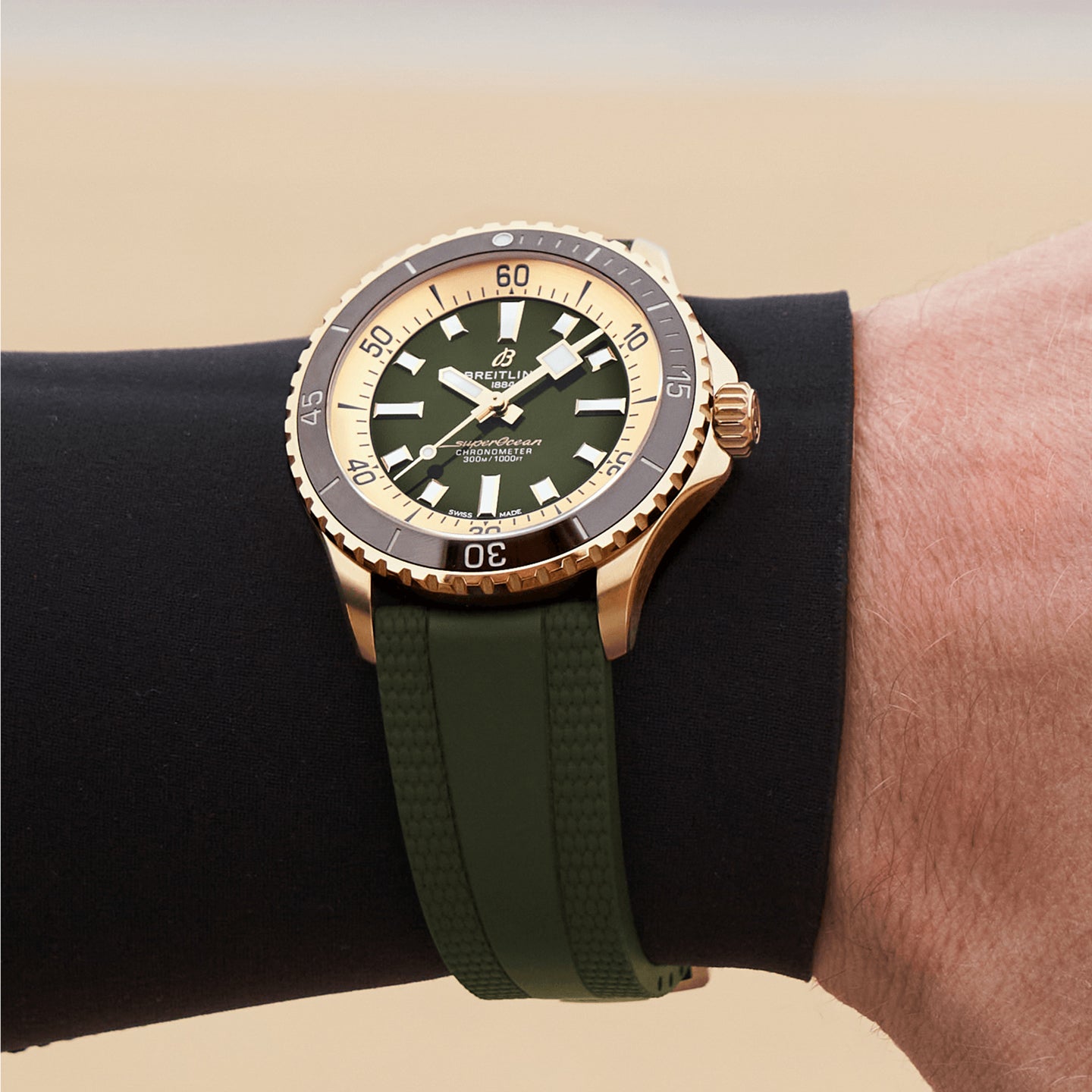 Breitling Superocean N17375201L1S1