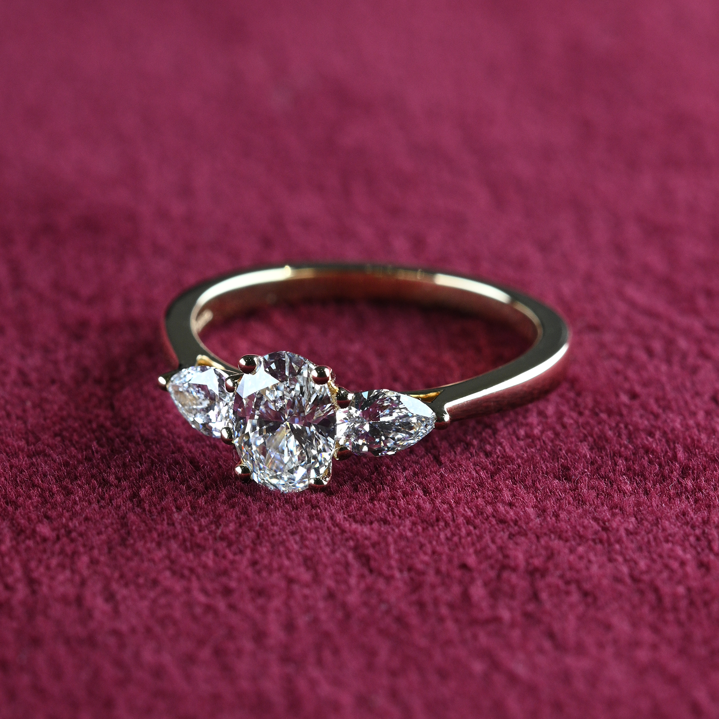 Beards 18k Yellow Gold Lab-Grown Trilogy Ring