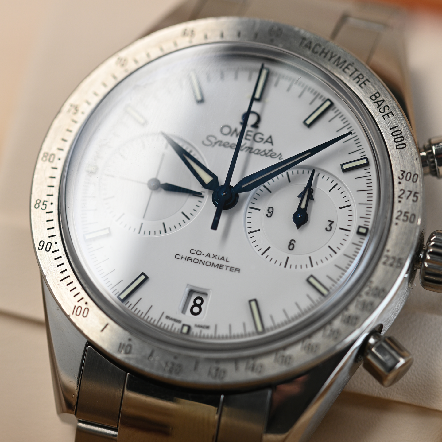 Pre-Owned Speedmaster Two-Counter Titanium 331.90.42.51.04.001