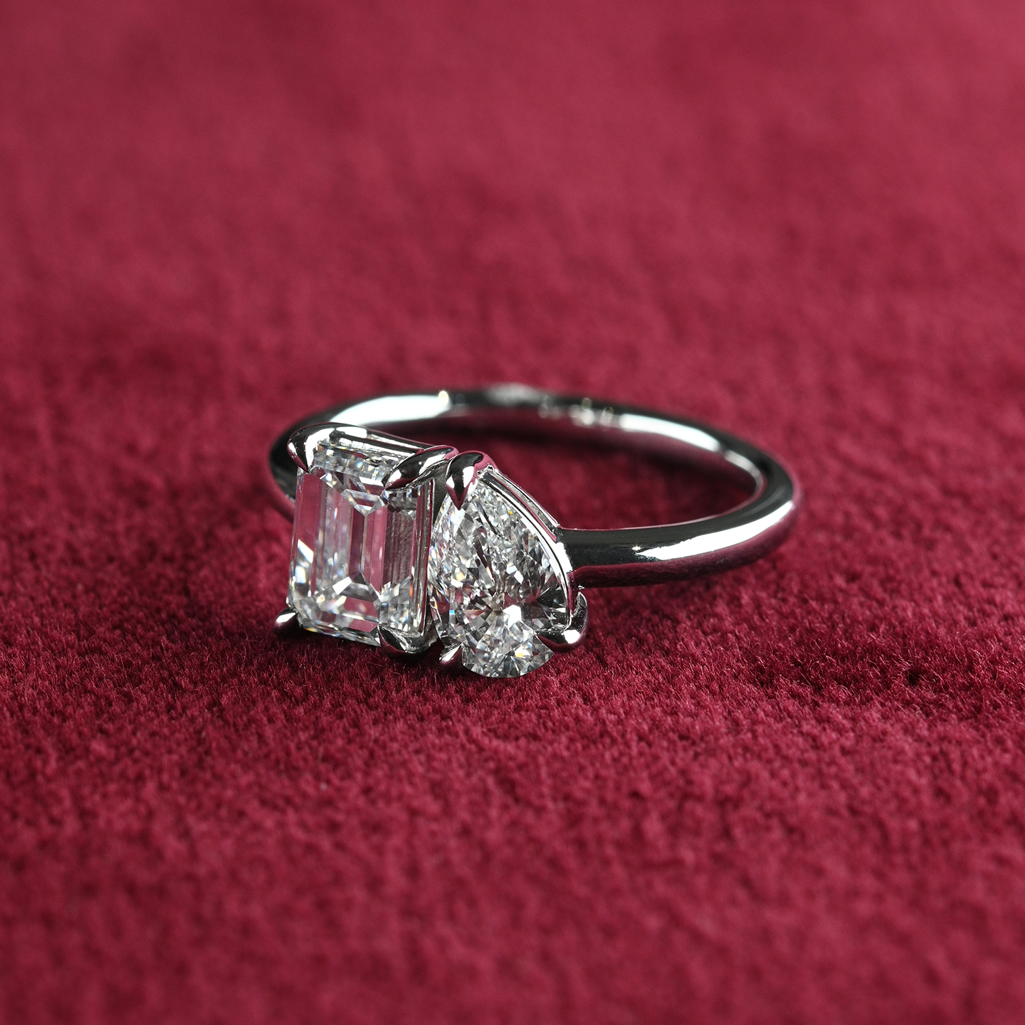 Beards 18k White Gold Toi et Moi Lab-Grown Diamond Ring