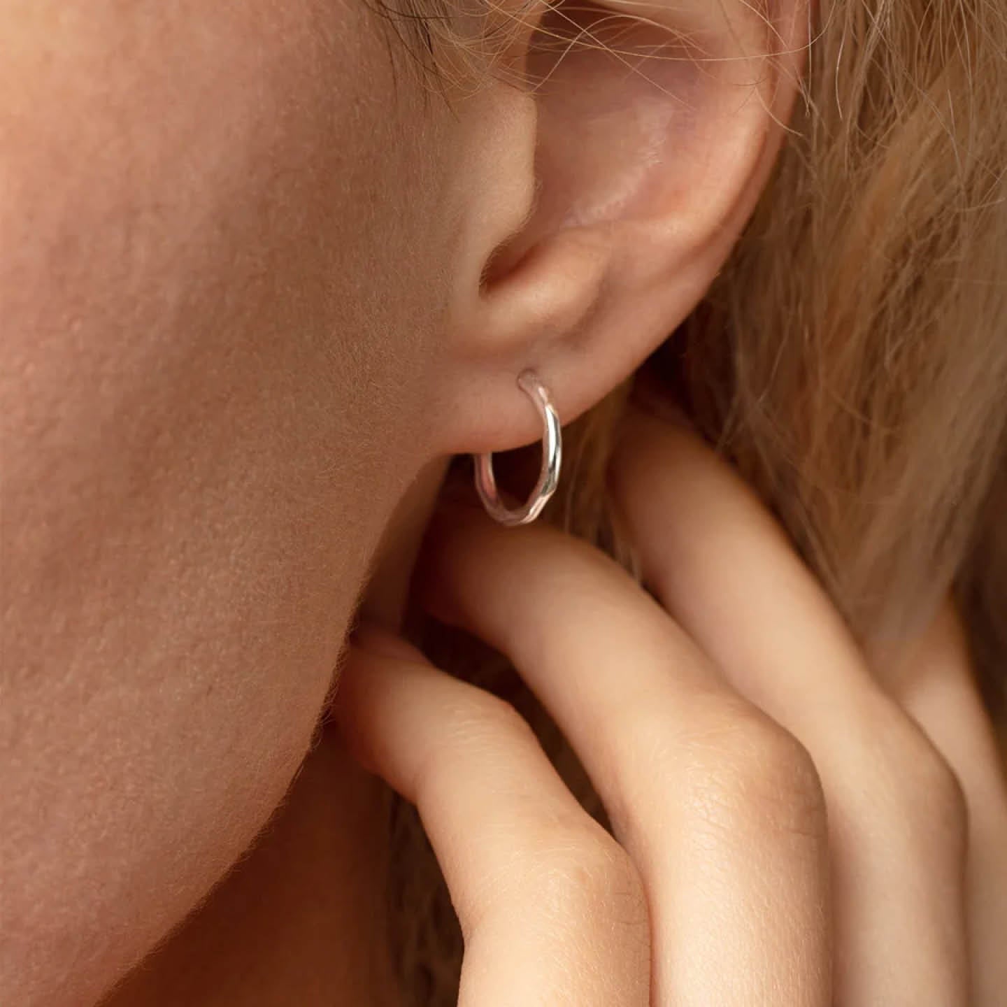 Dower & Hall Small Waterfall Hoops WFE1-S