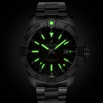 Breitling Avenger GMT A32320101B1A1