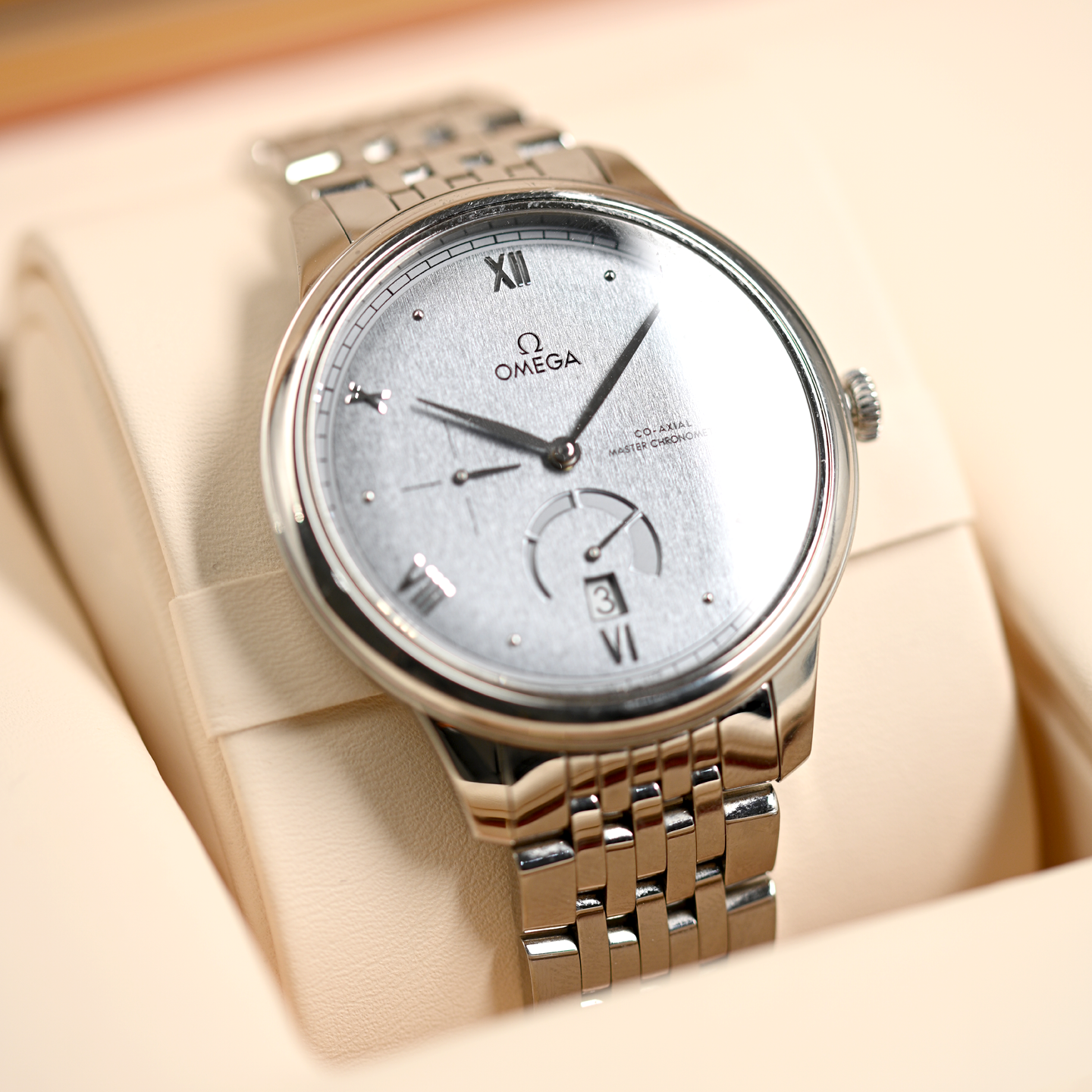 Pre-Owned Omega De Ville Prestige 434.10.41.21.03.001