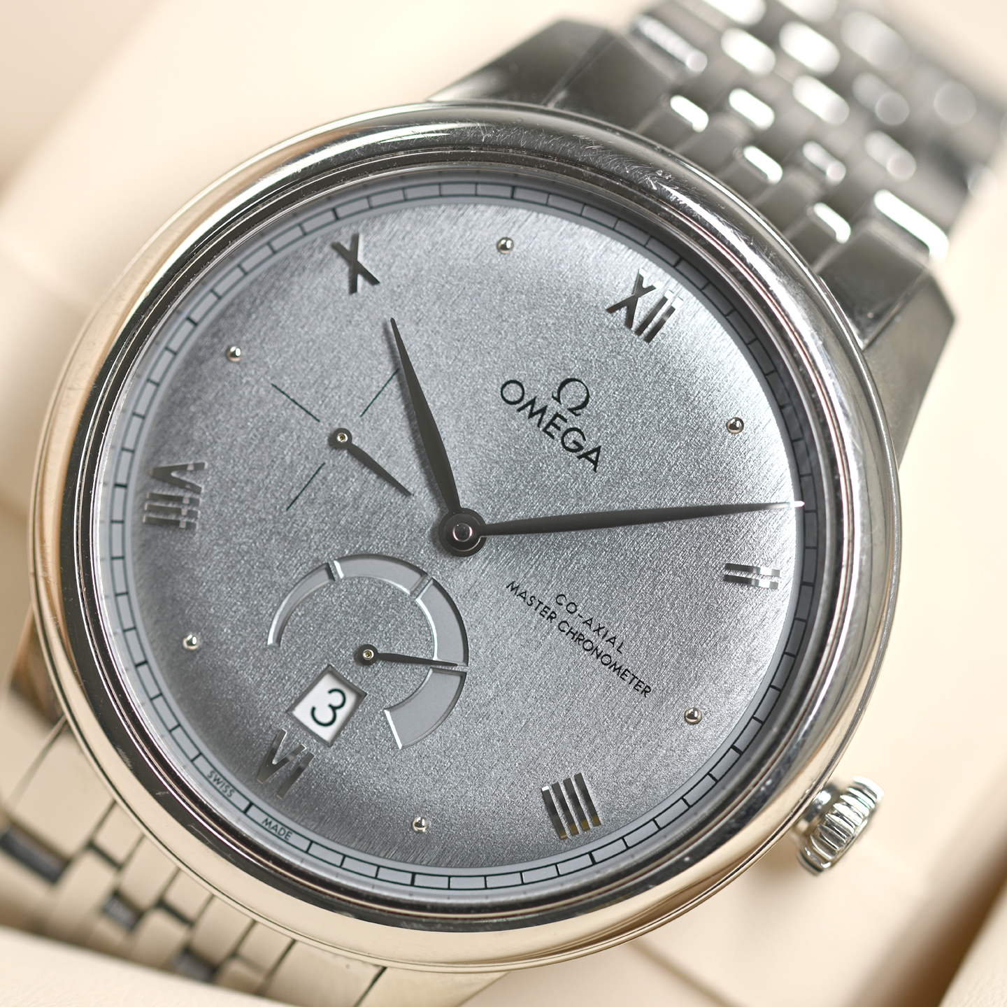 Pre-Owned Omega De Ville Prestige 434.10.41.21.03.001