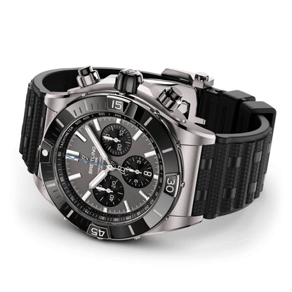 Breitling Super Chronomat EB0136251M1S1