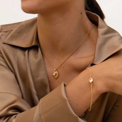 Dower & Hall Twist Peardrop Necklace HHP81-V-WT-18