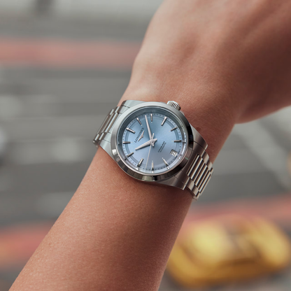 Longines Conquest L3.430.4.92.6 Ex-Display