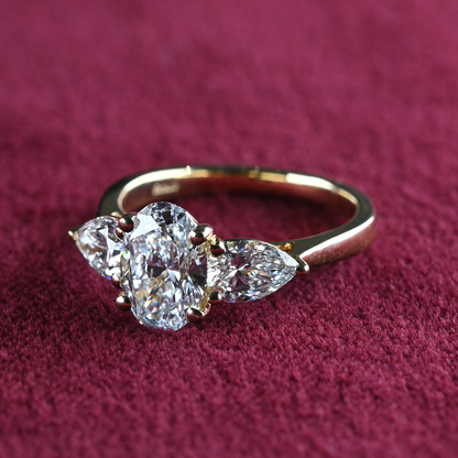 Beards 18k Yellow Gold Lab-Grown Trilogy Ring