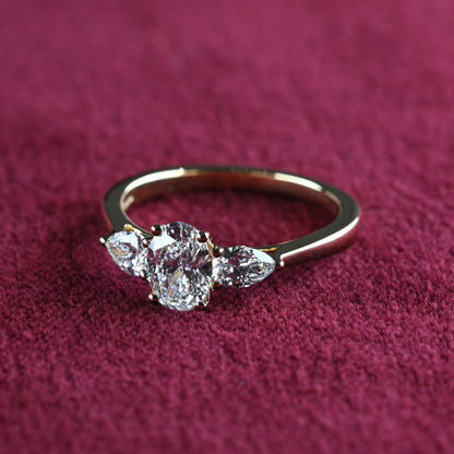 Beards 18k Yellow Gold Lab-Grown Trilogy Ring