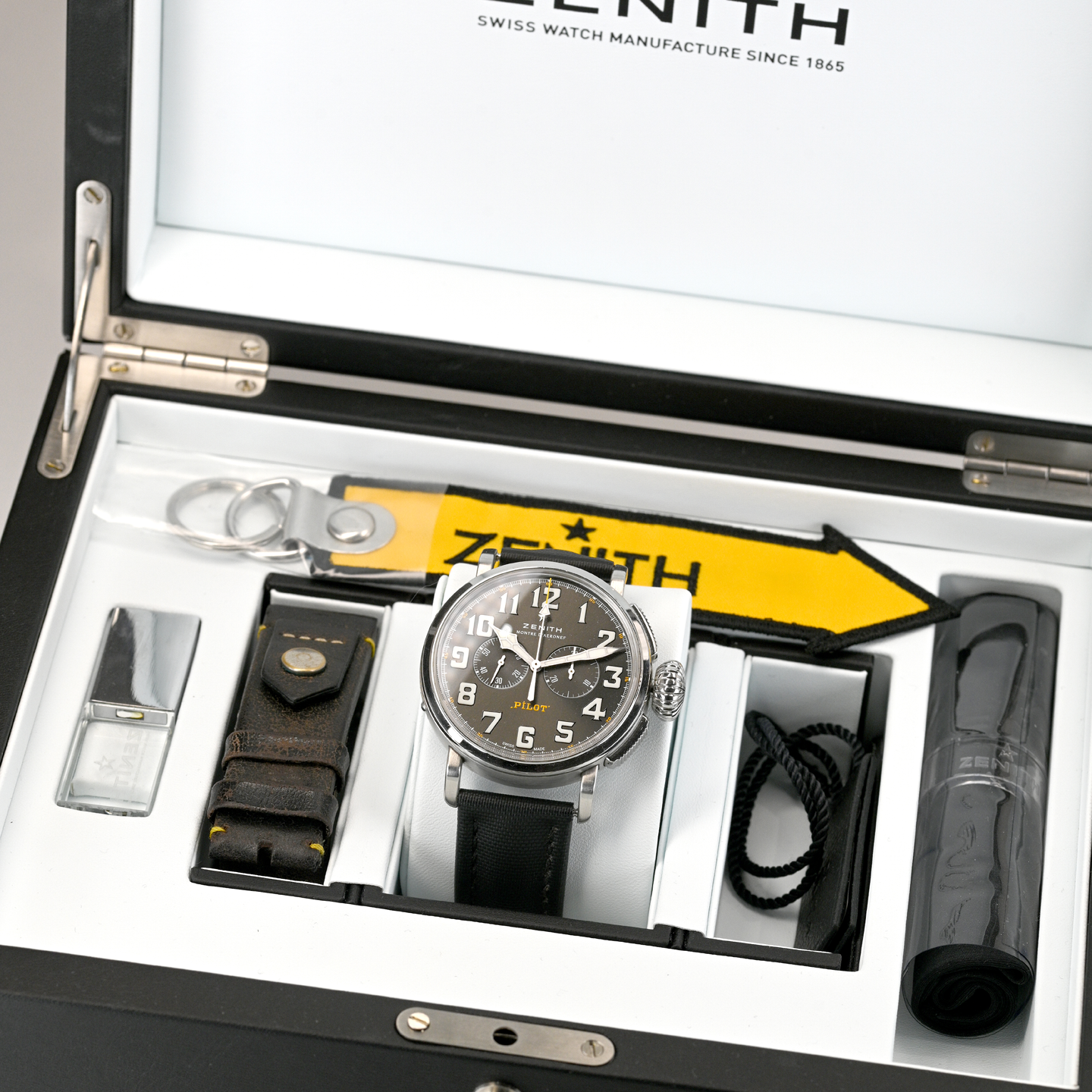 Pre-Owned ZENITH pilot Type 20 Chronograph Rescue 03.2434.4069