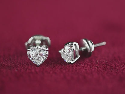 Beards 18k White Gold Lab-Grown Heart Diamond Earstuds