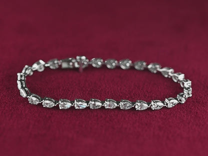 Beards 18k White Gold Lab Grown Diamond Pear Cut Tennis Brac